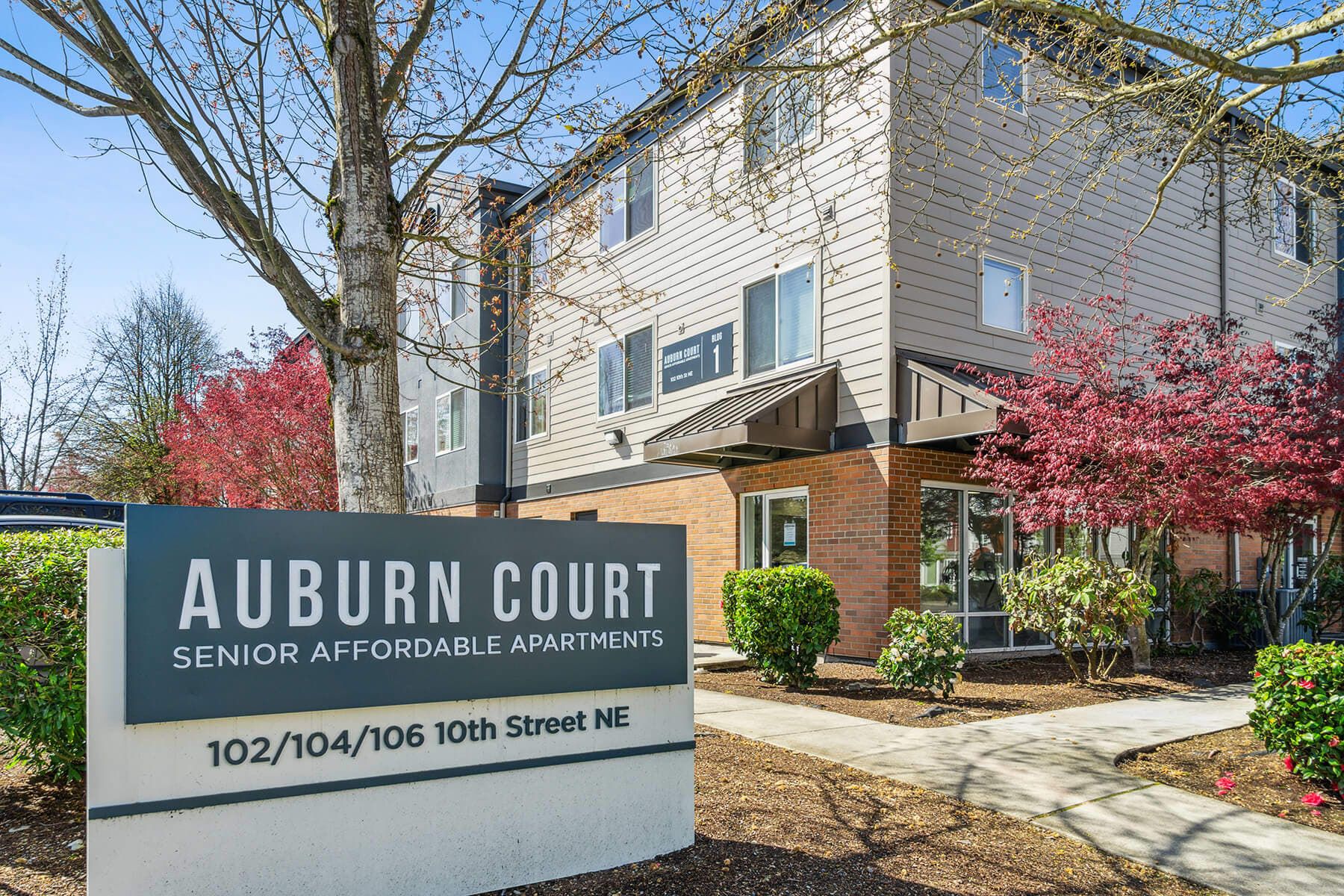 Auburn Court