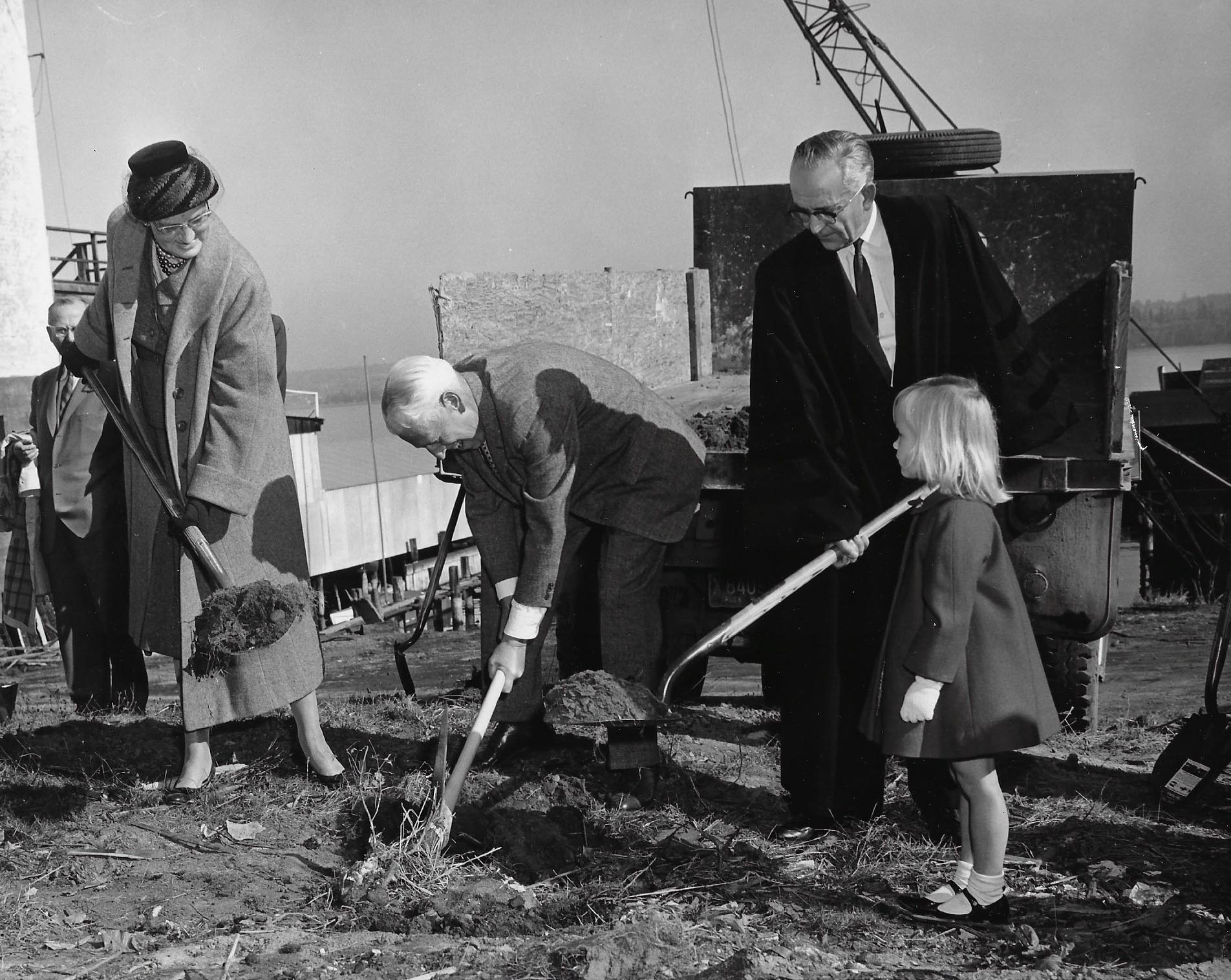 1956